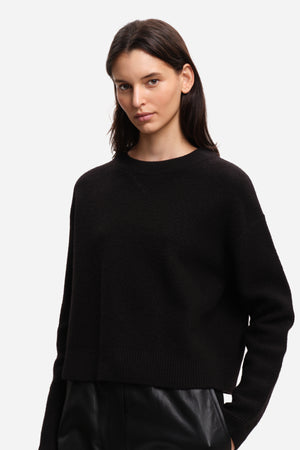 Pull CLIVE Black