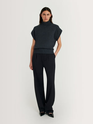 ANNIKA Grey sweater