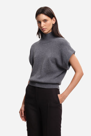 ANNIKA Grey sweater